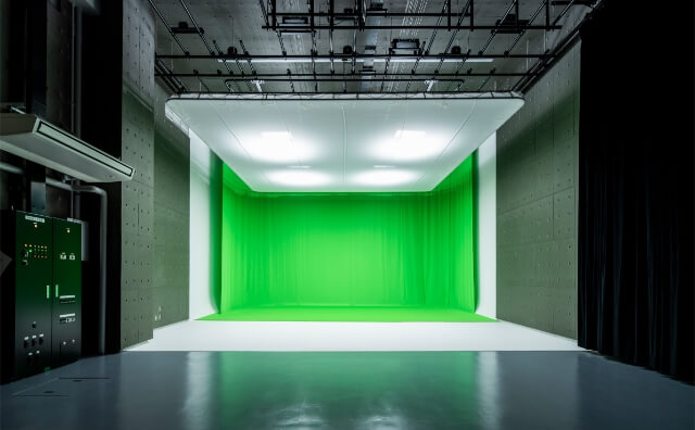 Studio 2