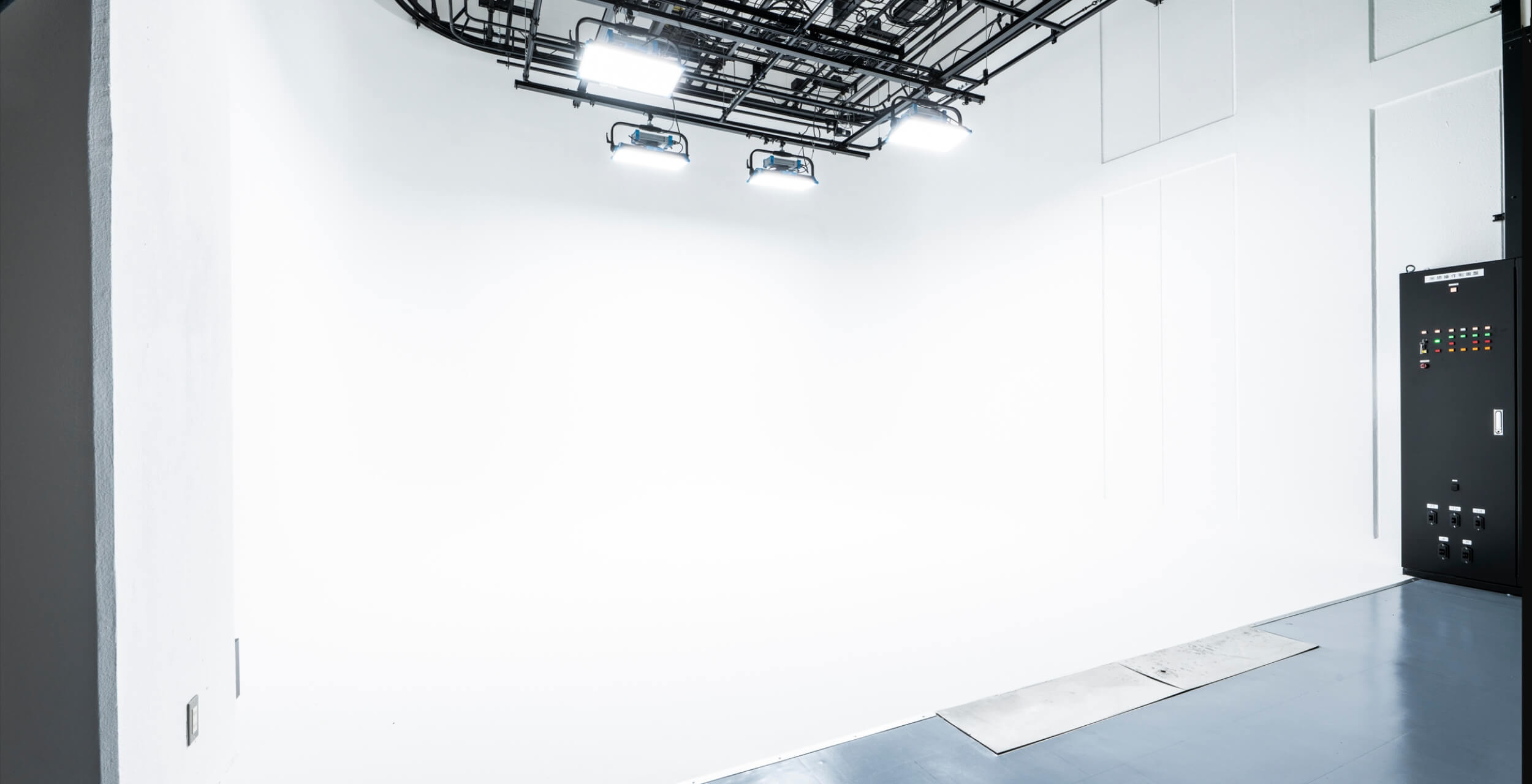Studio 3