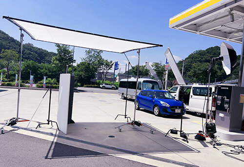 【ロケ撮影】ガソリンスタンドのオープンロケセットでマニュアル動画撮影