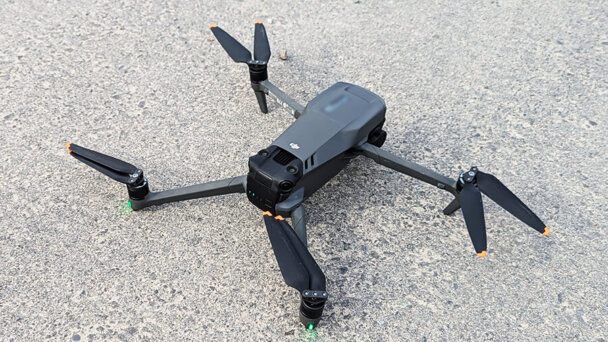 【ドローン撮影】工場外観の空撮と工場内でのプロモーション動画をロケ撮影