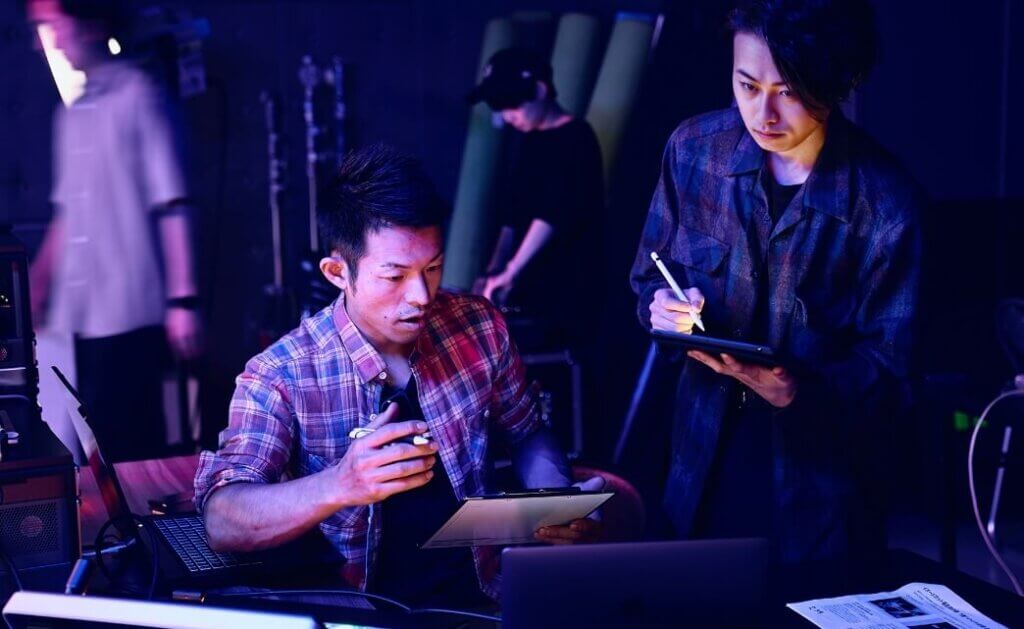 機材やテクニカルスタッフの手配